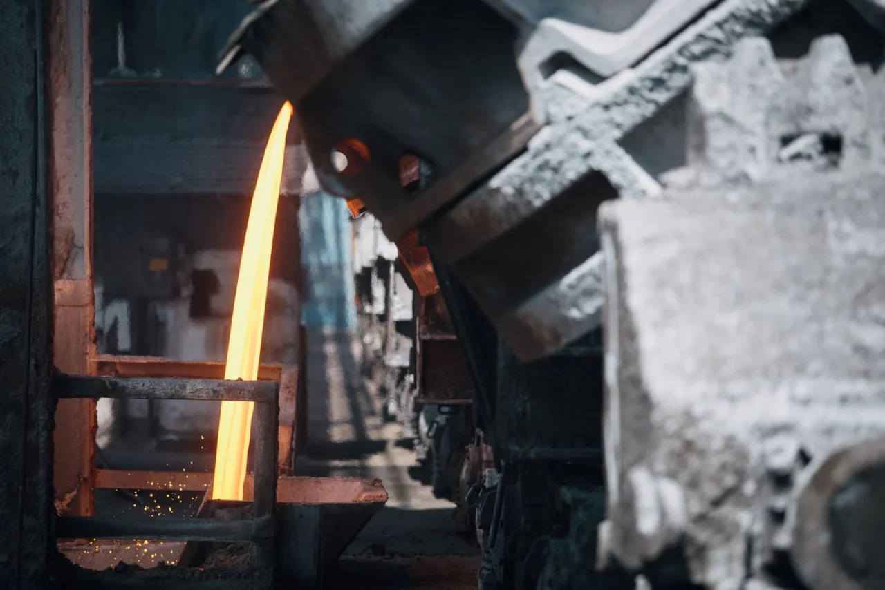 Metals & Mines